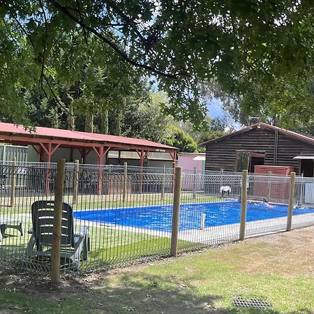 High Country Holiday Park Mansfield Exterior photo