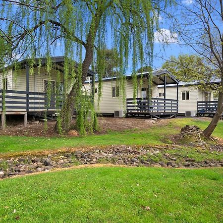 High Country Holiday Park Mansfield Exterior photo