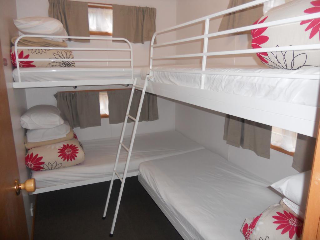 High Country Holiday Park Mansfield Room photo