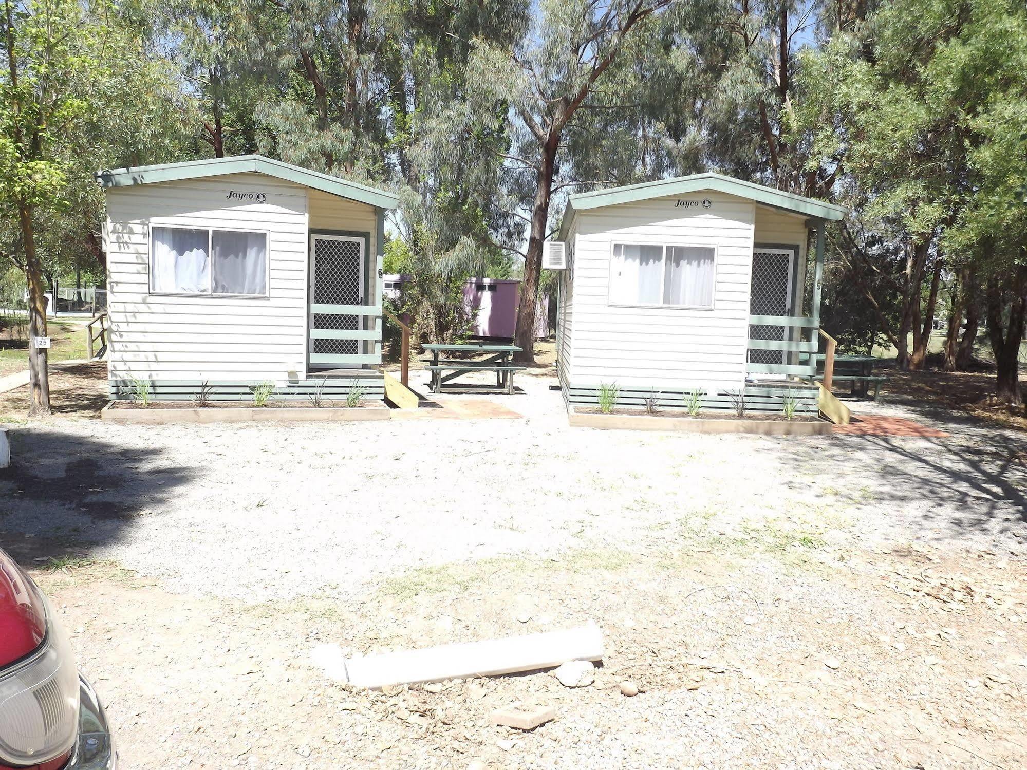 High Country Holiday Park Mansfield Exterior photo